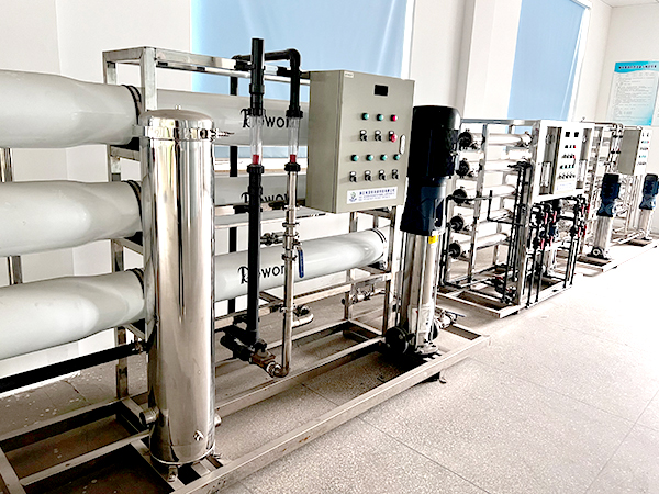 大型反渗透纯水处理设备 海蓝特反渗透水处理设备
